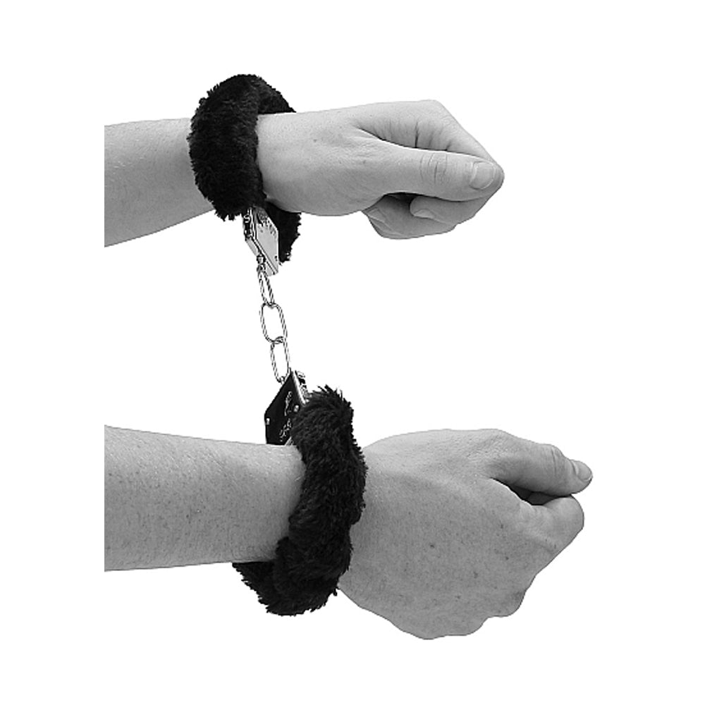 Ouch! Black &amp; White Beginner Pleasure Furry Wrist Cuffs With Quick-Release Button